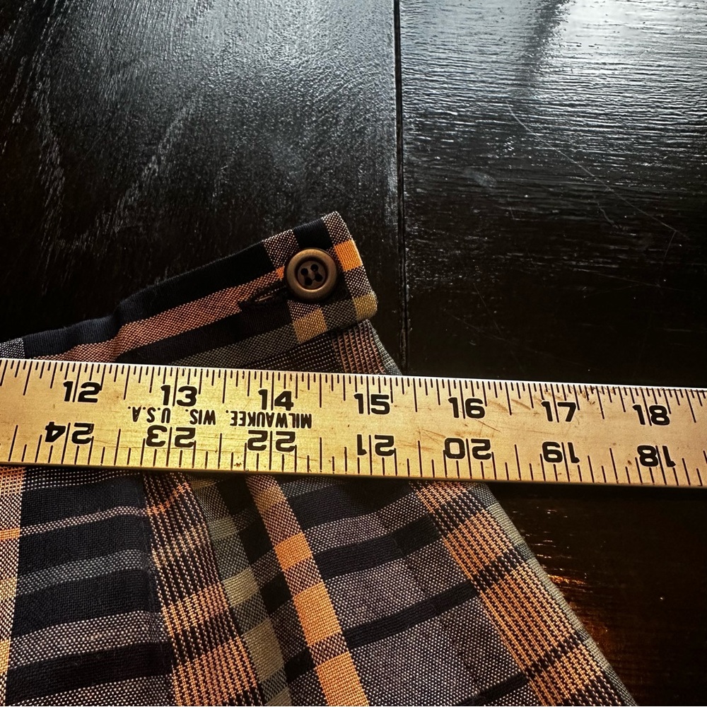 Vintage Pendleton Size 12 Black Brown Plaid Fall Designer 100% Virgin Wool - Picture 5 of 9